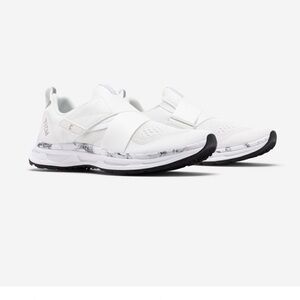TIEM Slipstream Cycling Shoes with SPD cleats - White Marble